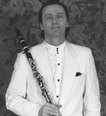 Seven Divertimentos for 2 flutes, 2 clarinets, 2 bassoons, 2 horns, doublebass,  ()