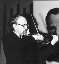 Концерт для скрипки с оркестром (2 часть) переложение для скрипки с ф-но,  (Белодубровский)